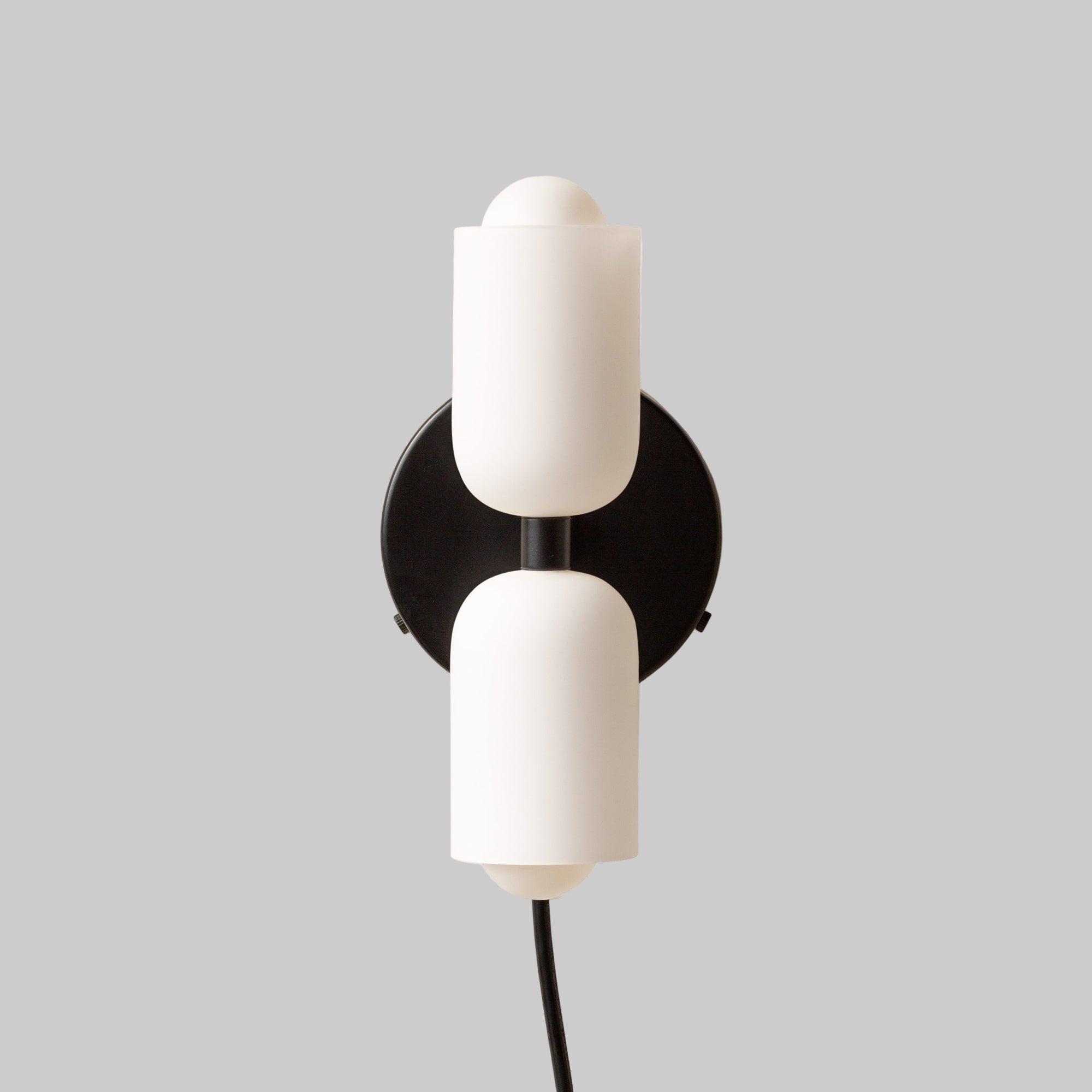 Bollan sculpted Acrylic Wall Light – Modern Elegance for Contemporary Interiors