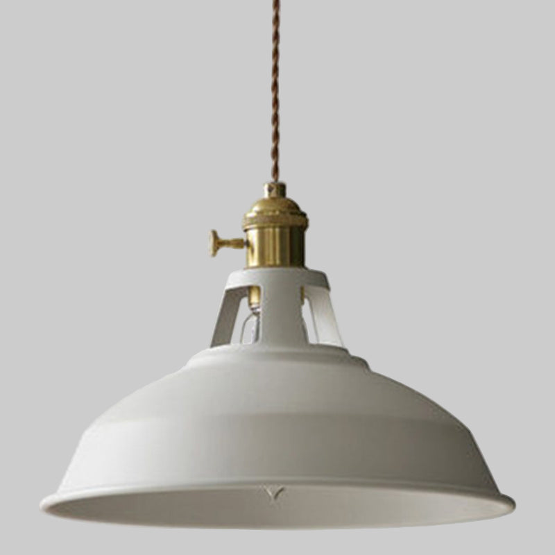 Retro Industrial Metal Pendant Light – Ideal for Kitchen or Café Spaces