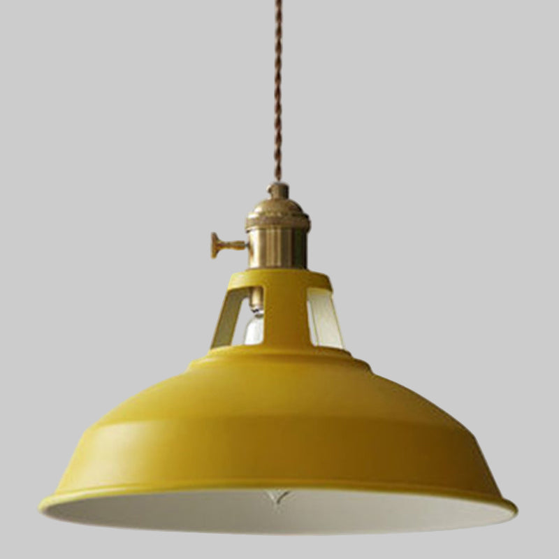 Retro Industrial Metal Pendant Light – Ideal for Kitchen or Café Spaces